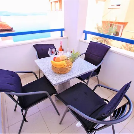 Gabrijela - Beachfront